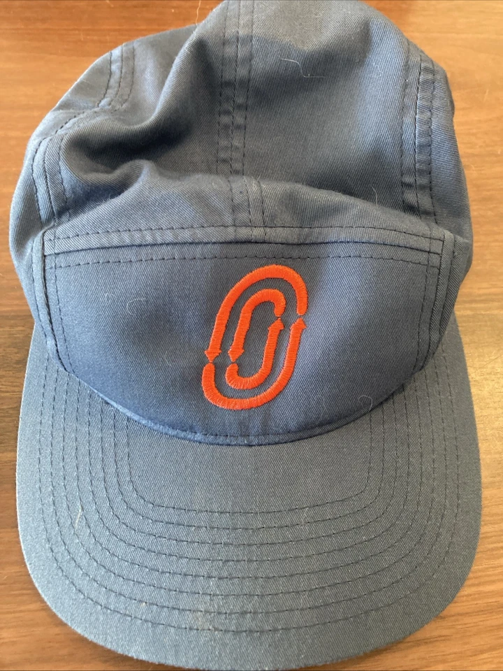 Sombrero Ostroy azul usado en excelente estado Foto 1 de 4