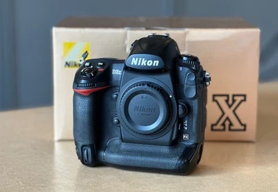 Nikon D3x (78.103 Ausl.) vom händler Private-Fotografie.nl - Bild 1 von 4