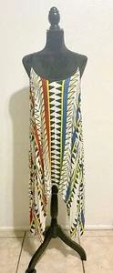 Vestido Shoreline con estampado tribal con dobladillo mordedura de tiburón talla S/M correas ajustables - Imagen 1 de 4