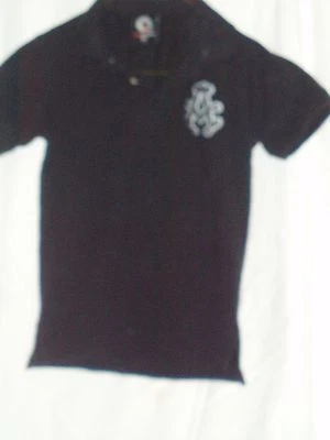 Camiseta polo negra de manga corta Akademiks para niño talla XL 7   Foto 1 de 4
