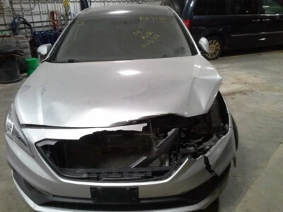 Used Left Sun Visor fits: 2016 Hyundai Sonata roof illuminated VIN 2 5th digit g - Image 1 of 4