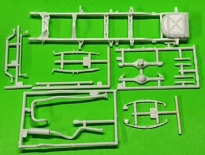 55 1955 Chevy Cameo Pickup Truck 1/25 AMT Rahmen gerade Vorderachse Hinterachse - Bild 1 von 6