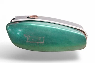 1972 BSa A65 Lightning A65L 650 Thunderbolt Unit *2886 Gas Tank  - Image 1 of 4