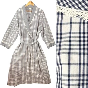 VTG Adonna Womens LONG Robe SIZE 2X Plus Plaid Check Blue White Cottage Crochet - Picture 1 of 12