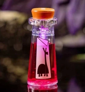 ESAURITO Disney Emperor's New Groove Poison Glow Cube Disneyland Halloween 2025 - Foto 1 di 2