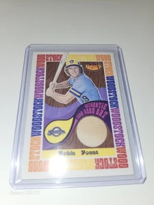 2001 Topps American Pie - Robin Yount Woodstock Game Used Bat Relic NM - Bild 1 von 7