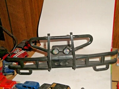 Camión Jeep Wrangler 2012 brillante parachoques delantero piezas solo usado en excelente estado Foto 1 de 2