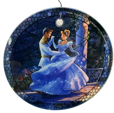 Disney Cenicienta Bailando 753 Thomas Kinkade StarFire Impresiones Vidrio Adorno 3.5" Foto 1 de 4