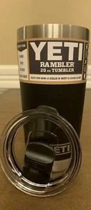 Neu Yeti Black Rambler Edelstahl 20 Unzen Isoliertucher mit Magnetschieber - Bild 1 von 2