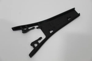 Audi A6 4F C6 Black Auto Dimming Rear View Mirror Cable Guide Trim New - Picture 1 of 13