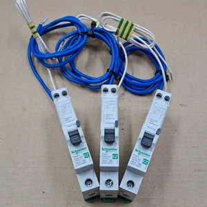 3x Schneider EZ Easy9 RCBO 2x 32A 1x 40A A-Type 30mA B-Curve Circuit Breaker New - Picture 1 of 5