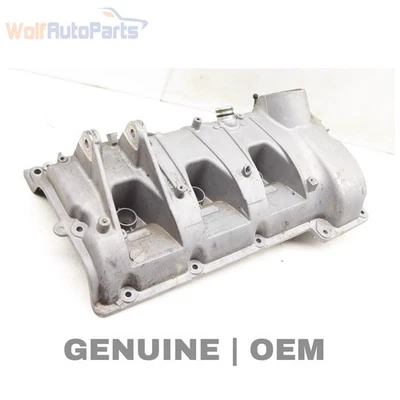 Porsche Cayenne 2011-2018 - Válvula de motor derecha / cubierta de culata Foto 1 de 4