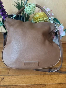 Marc Jacobs Hillier camel beige hobo bag purse (150 - Picture 1 of 9