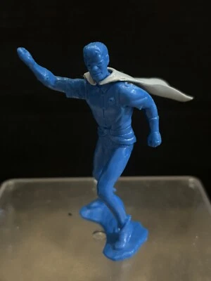 RARE 1966 IDEAL OFFICIAL JUSTICE LEAGUE OF AMERICA PLAYSET BLUE ROBIN WITH CAPE - Image 1 of 4