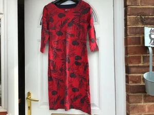 🙂 Weird Fish Starshine bedrucktes Kleid aus Bio-Baumwolle (purpurrot) UK 8 sehr guter Zustand - Bild 1 von 5