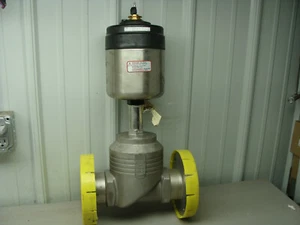 BURKERT 00239541 2301 A 80P PTFE VA PILOT 5.6 - 7 BAR 3" GLOBE CONTROL VALVE - Picture 1 of 13