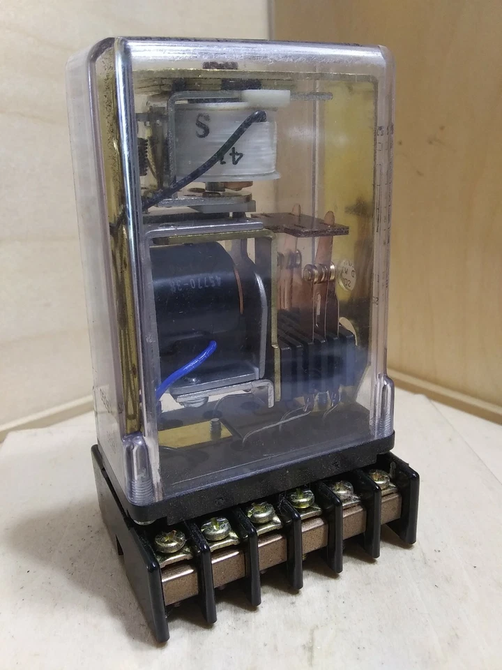 MSD B255XBXP Relay Coil - Image 1 of 4