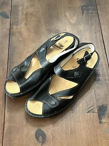 Finn Comfort Women's Gomera Adjustable Sandal 5 D US 7.5 NWOB Black - Picture 1 of 4