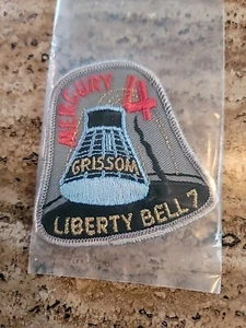 MERCURY 8 PROGRAMMA SPAZIALE NASA vintage anni 70-80 3 pollici PATCH Walter M. Schirra Jr. - Foto 1 di 2