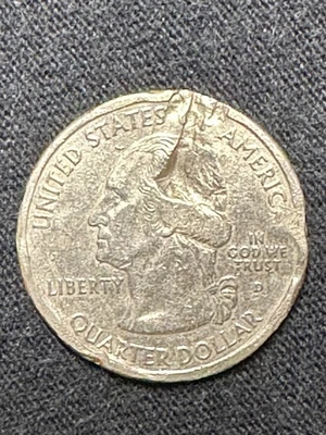 2004 D Iowa State Quarter Circulated-Many Errors-Free Shipping R-1 - Image 1 of 4