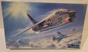 Kit modelo Fujimi LTV F-8D Crusader escala 1/72 - Imagen 1 de 6