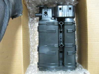 Honda 17011-SDA-A00 Vapor Canister Accord, TSX, TL New Genuine Foto 1 de 2