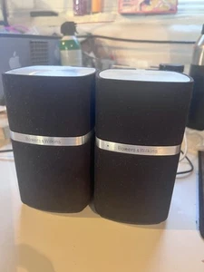 Haut-parleurs multimédias pour ordinateur de bureau Bowers & Wilkins MM-1 - Photo 1/4