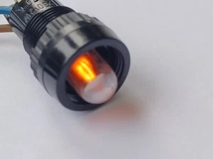 1x DDR-GLIMMLAMPEN E10 230 Volt DIESELHEIZUNG SIROKKO STANDHEIZUNG Heizgeräte - Bild 1 von 3
