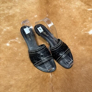 Vintage Cole Haan Resort Black Leather Kitten Heels – Heel Slide Sandals Size 8B - Picture 1 of 9