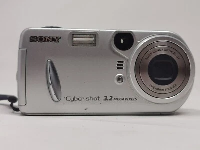 Sony Cybershot DSC-P72 3.2MP Compact Digital Camera Silver  - Image 1 of 4