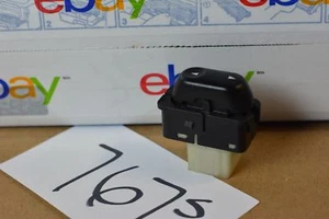 02 03 04 05 FORD EXPLORER - Passenger Front Window Switch USED #767 - Picture 1 of 2