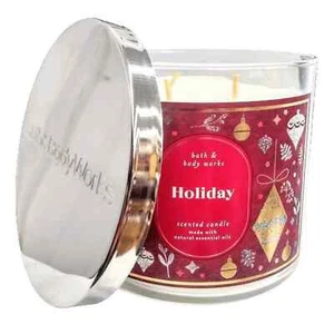 Bath & Body Works HOLIDAY 3-Wick Scented Candle / NEW - Picture 1 of 3