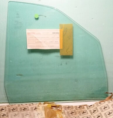 Cuarto de cristal trasero Ferrari Mondial_61251000_lado izquierdo_NUEVO_3,0 QV_GENUINO Foto 1 de 4