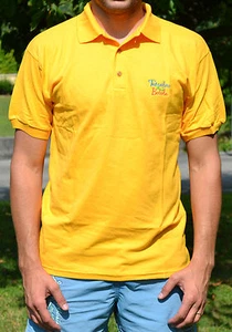 POLO JAUNE OR UNISEXE Brodé TAMALOU NEUF IDÉE CADEAU DÉPART RETRAITE Taille S - Picture 1 of 4
