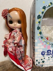 Abito da sposa Last Kiss Neo Blythe con kimono Irouchikake viene fornito con istruzioni - Foto 1 di 8