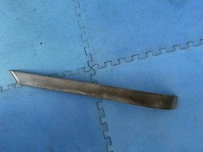 BMW E36 Serie 3 1994-1999 M3 318i 328i 323i parachoques trasero izquierdo moldura Foto 1 de 4