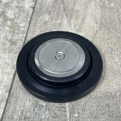 Эспрессо-машина DeLonghi EC260BK - сменная розетка фильтра котла с винтом - Изображение 1 из 3