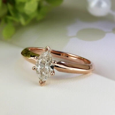 Marquise Cut Simulated Diamond Solitaire Engagement Ring In 14k Rose Gold Plated — 第 1/4 张图片