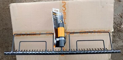 FISKARS RASEN HARKE RECHEN 35 ZINKEN KARBON STAHL QuikFit 57cm LAUB GARTEN HARKE - Bild 1 von 4