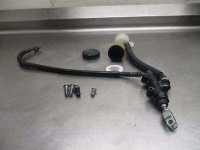 Kawasaki Ninja 250R 2011 depósito cilindro maestro trasero 43015-0091 Foto 1 de 4