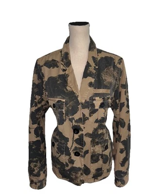 Chaqueta utilitaria para mujer J.Crew estampado floral negra y tostada con bolsillos grandes Foto 1 de 4