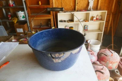 Vintage Large Blue Enamel Wash Tub Basin 15" Dia. 7" Tall Lot 25-38-7 - Image 1 of 4