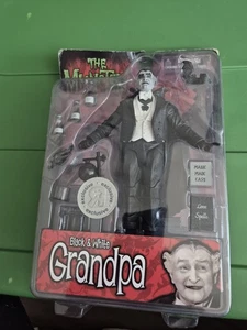 Universal Monsters the Munsters Opa Herman Figurenset. sealwd - Bild 1 von 4