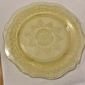 Beautiful Vintage Amber Federal Patrician Spoke Depression glass plate 11 inch - Picture 1 of 1