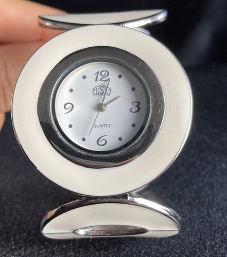 OFF WHITE Orologio da donna USS Acciaio Inox Retro Cerchi Bianchi Bracciale Bracciale Vintage