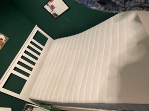 Ikea Doppelbett Hemnes 140x200 weiß & Federholzrahmen & Matratze - Bild 1 von 7
