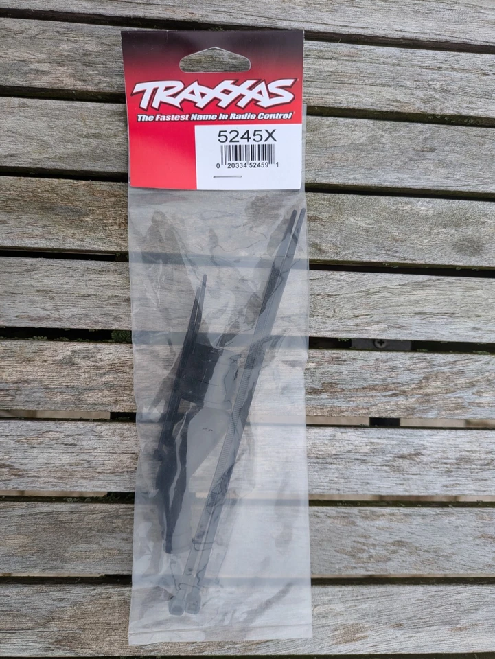 Traxxas TRX5245X Auspuffverbinder Revo 3.3 - Bild 1 von 1