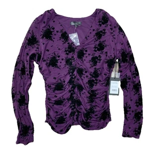 Top Nicole Miller Mujer Púrpura Banderín Terciopelo Floral Acanalado Manga Larga M Nuevo con Etiquetas - Imagen 1 de 13