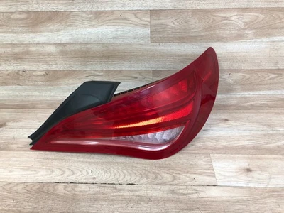 MERCEDES BENZ CLA250 CLA45 OEM LUZ TRASERA ESQUINA DERECHA LUZ TRASERA 14-19 Foto 1 de 4