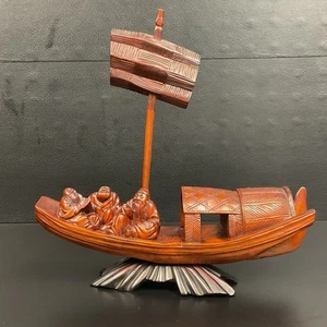 Raíz de bambú tallada a mano (?) Barco chino de madera con vela firmado - Imagen 1 de 14